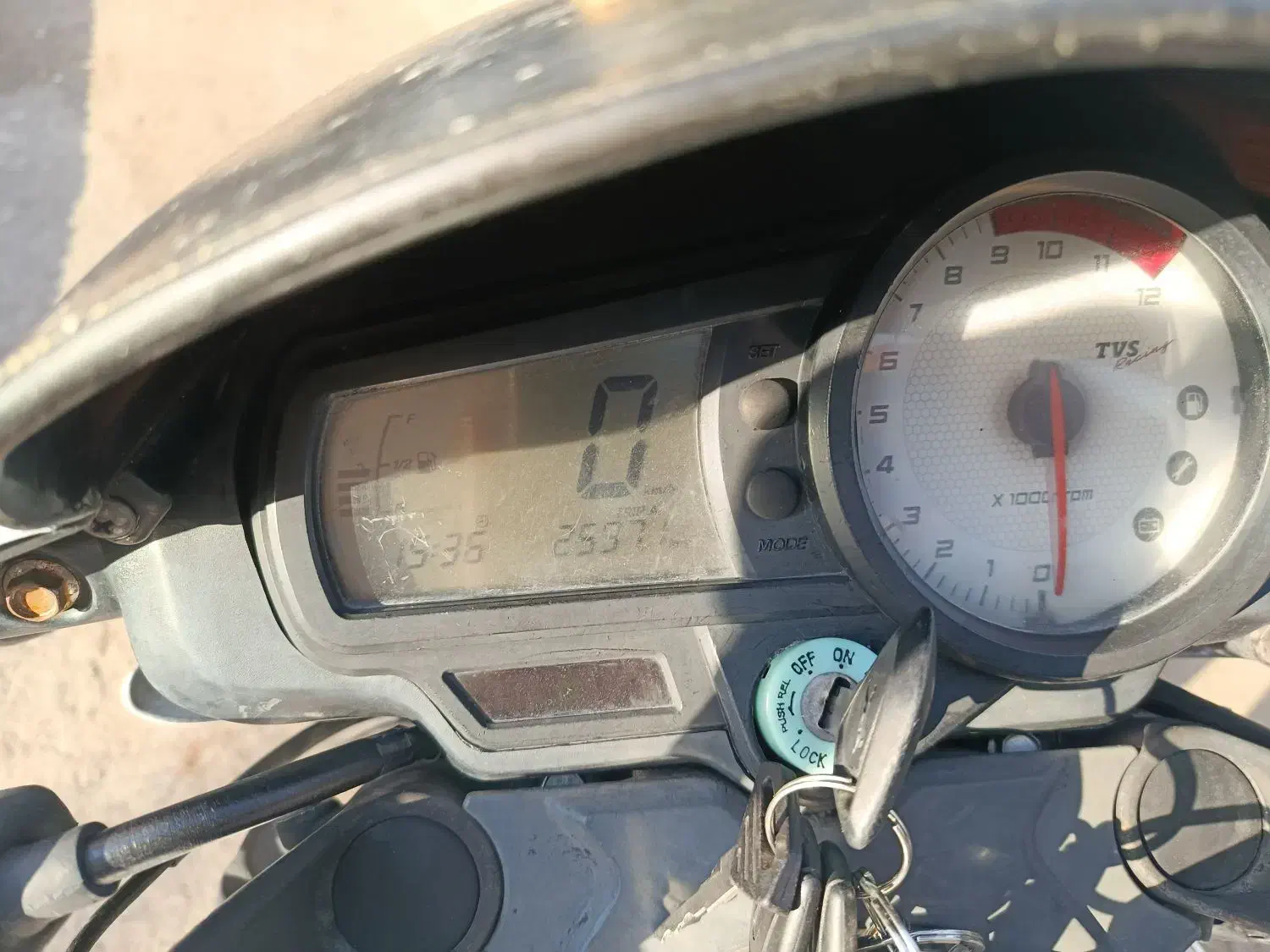 موتور آپاچی ۱۸۰ مدل ۹۰ مزایده|موتورسیکلت|تهران, ونک|دیوار