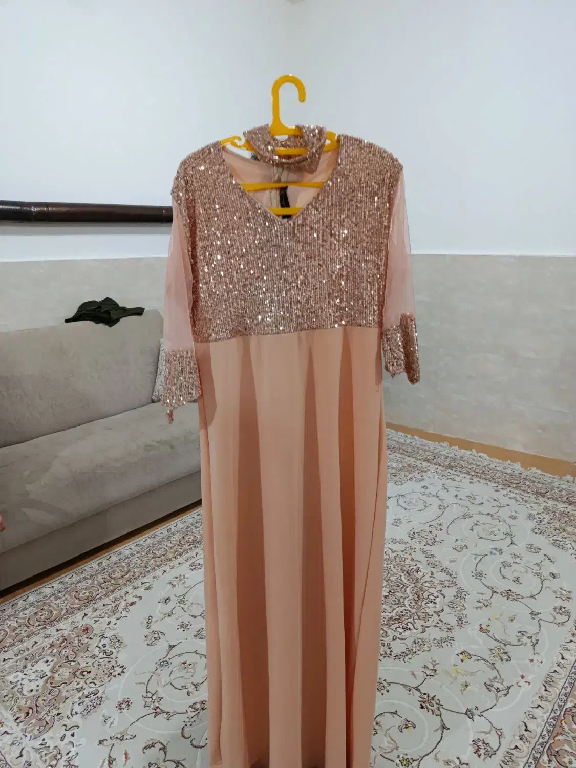 لباس|لباس|ارومیه, |دیوار