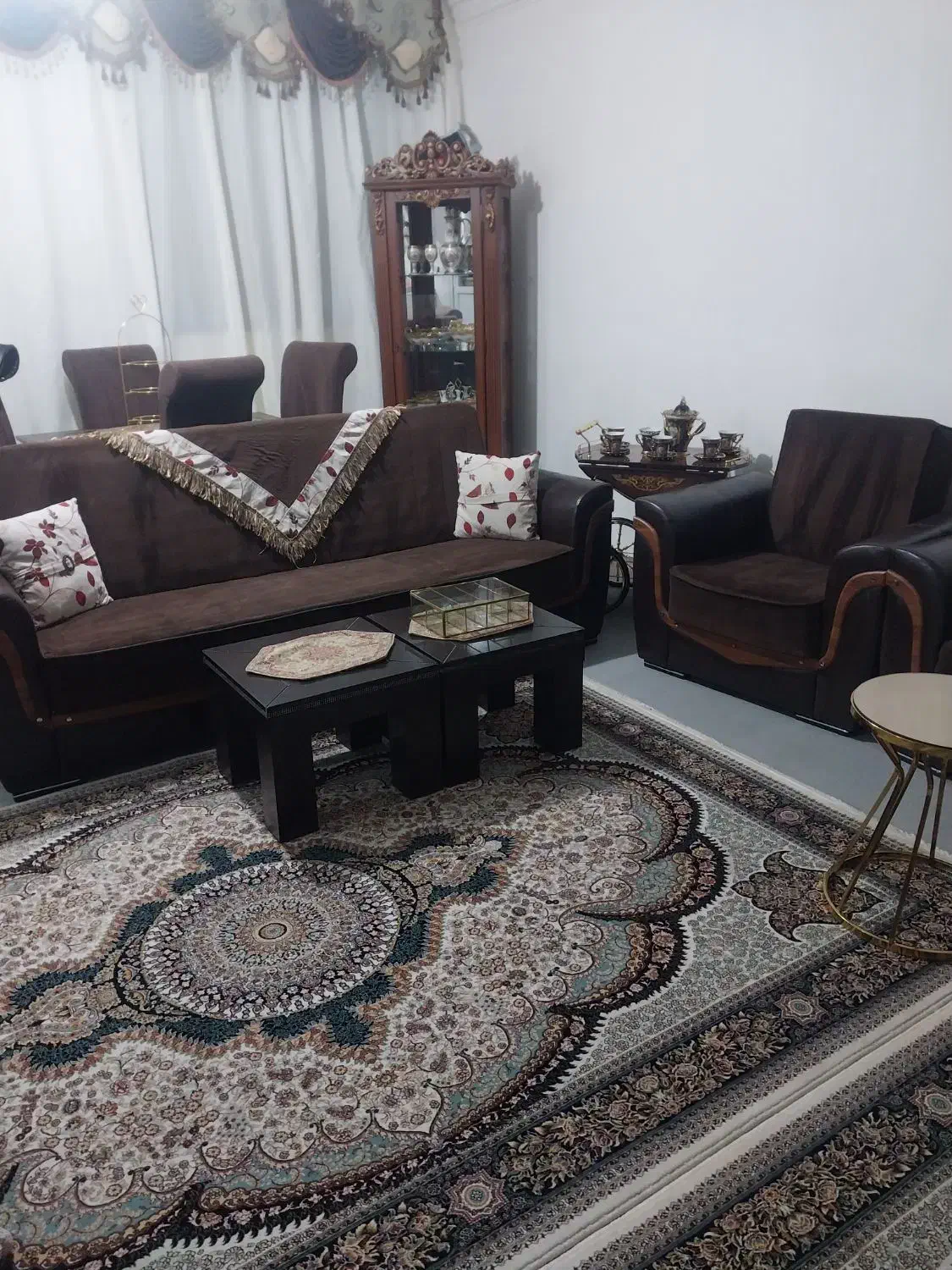 مبل تخت شو ۸ نفره|تخت و سرویس خواب|ماکو, |دیوار