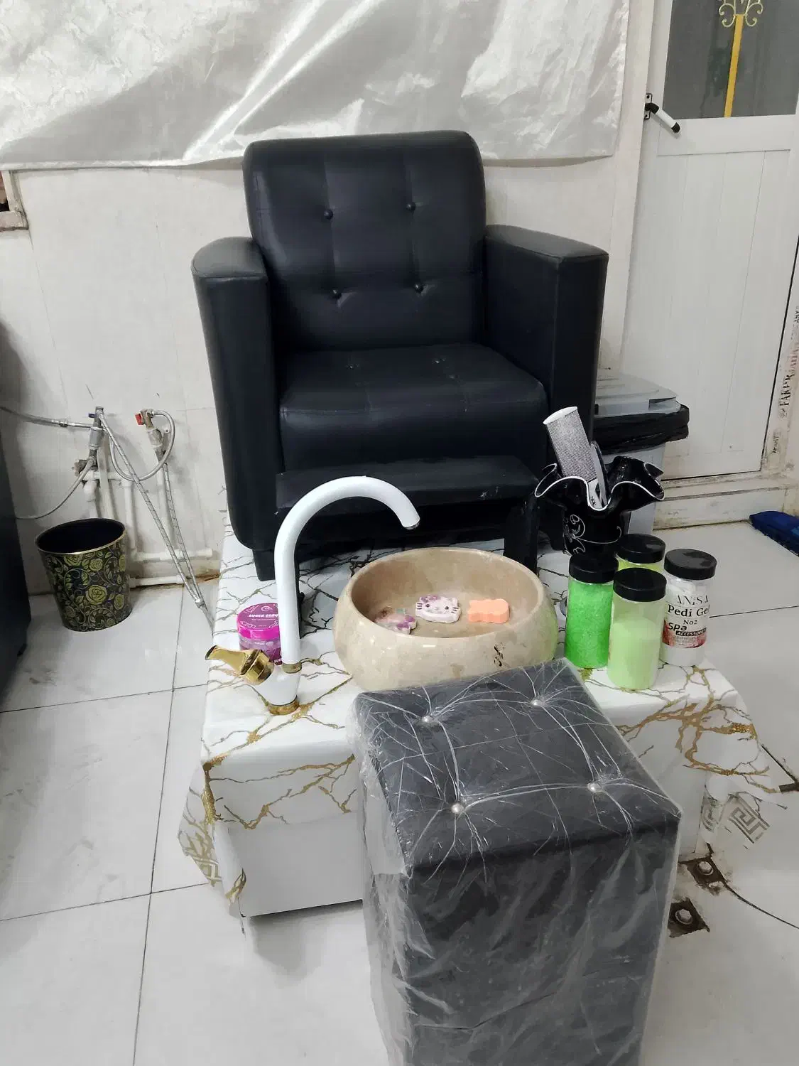 فروش صندلی پدیکور و لوازم در حد نو|آرایشگاه و سالن‌های زیبایی|مشهد, کوی المهدی|دیوار