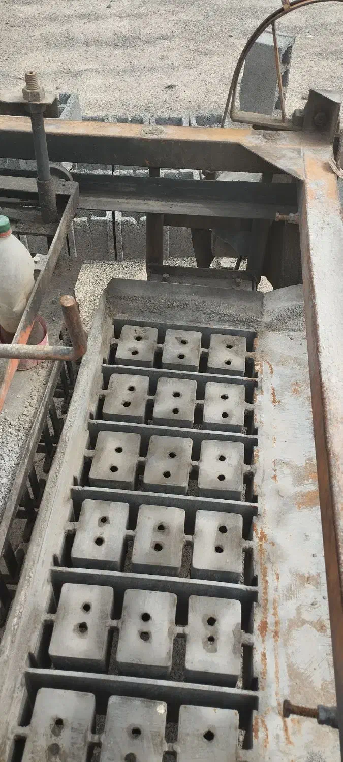 بلوکه سیمانی.بلوکه زنی سیار|عمده‌فروشی|شیروان (خراسان), |دیوار