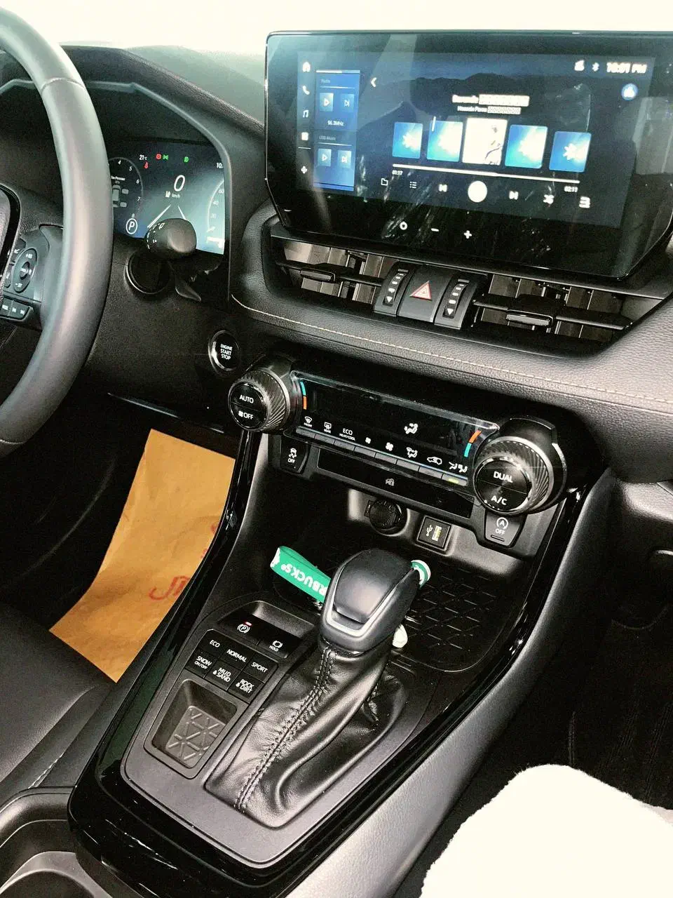 فروش تویوتا وایلدلندر لاکچری پلاس ۲۰۲۵|خودرو سواری و وانت|نور, |دیوار