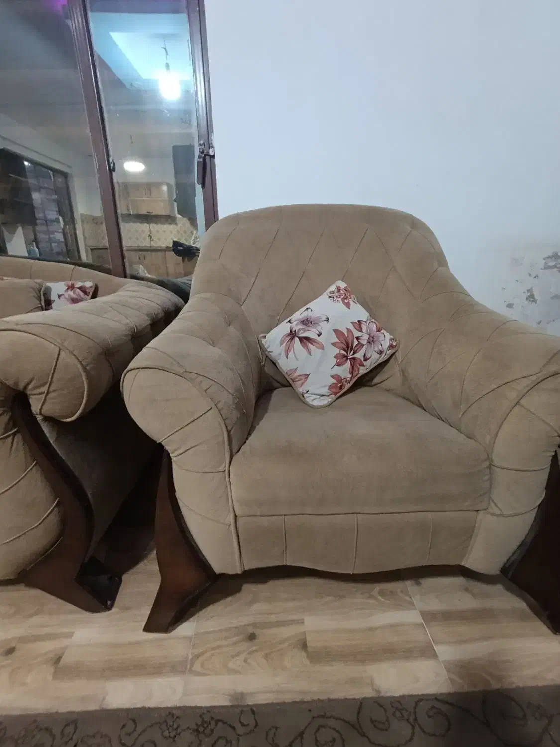 مبل راحتی هفت نفره|مبلمان خانگی و میز عسلی|رامجین, |دیوار