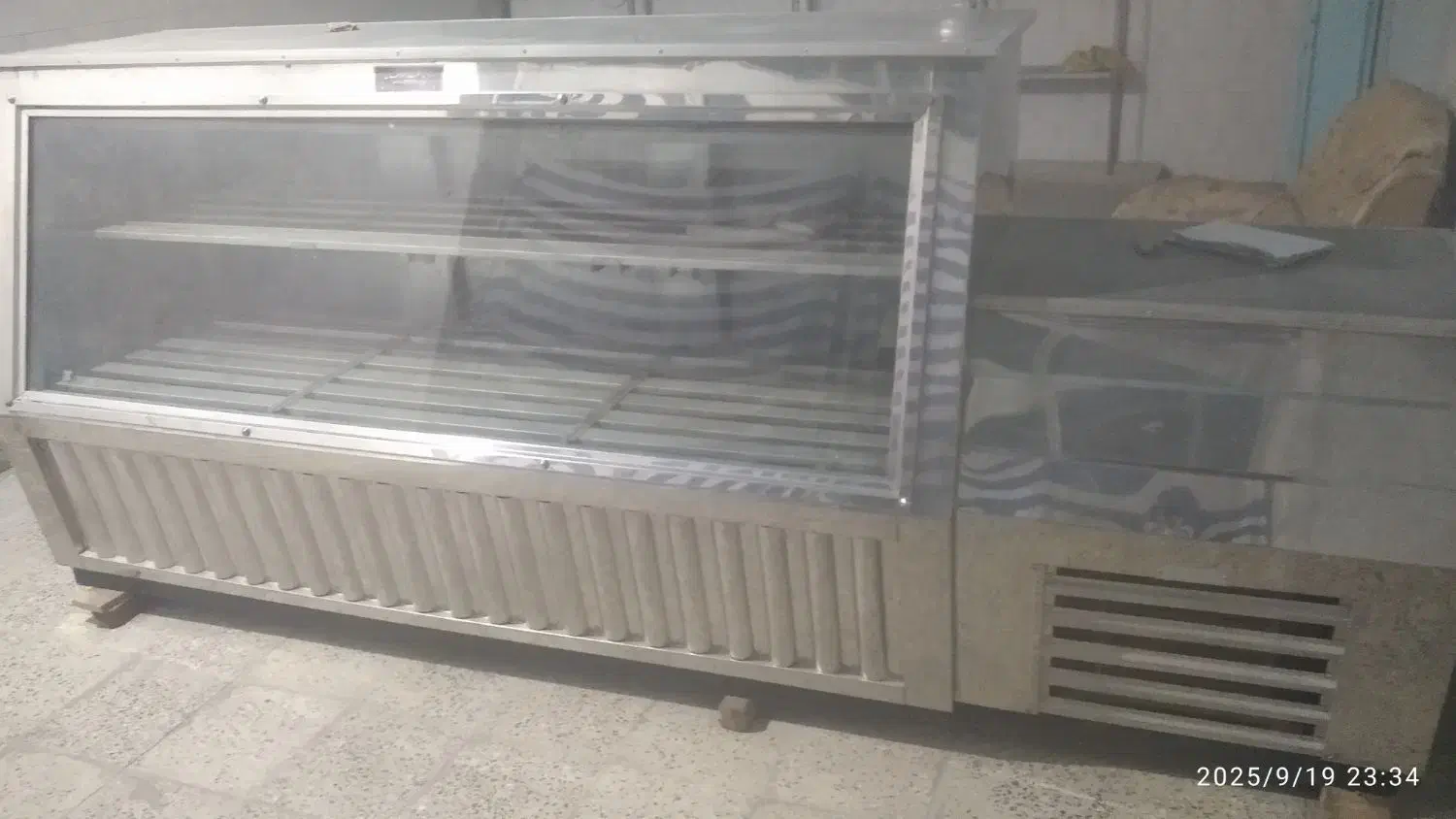 یخچال سه درب فروشگاهی کاملا سالم|فروشگاه و مغازه|خانمیرزا, |دیوار