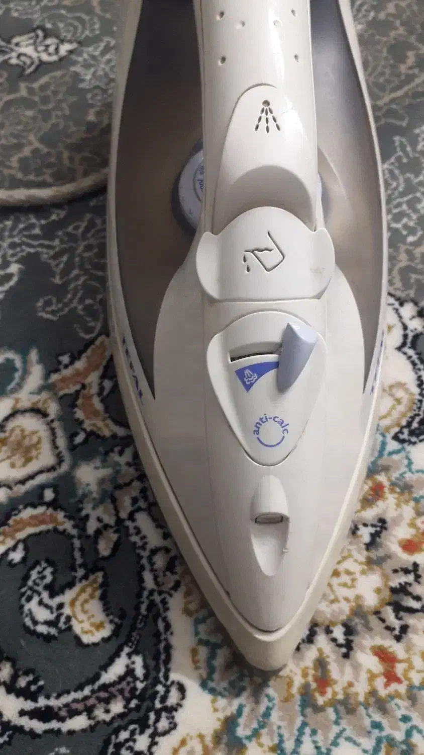 اتو تفال کار کرده ولی سالم|اتو و لوازم اتو|تهران, هفده شهریور|دیوار