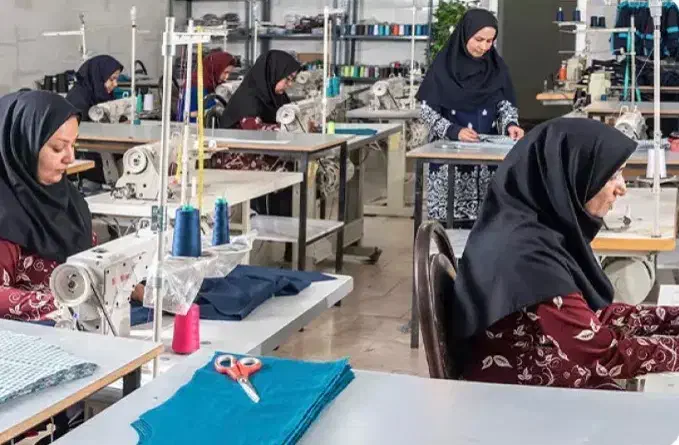 استخدام کمک خیاط وخیاط|استخدام صنعتی، فنی، مهندسی|بوشهر, |دیوار