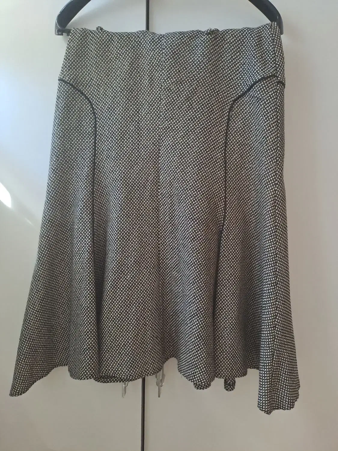 کت دامن|لباس|اردبیل, |دیوار