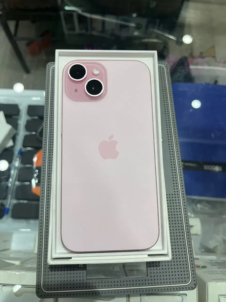 iphone 15 نقدواقساط بدون چک|موبایل|کرج, مهرویلا جنوبی|دیوار