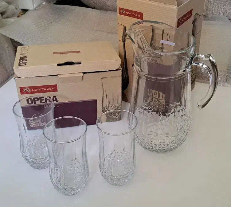 تنگ و لیوان نو|ظروف سرو و پذیرایی|شیراز, تندگویان|دیوار