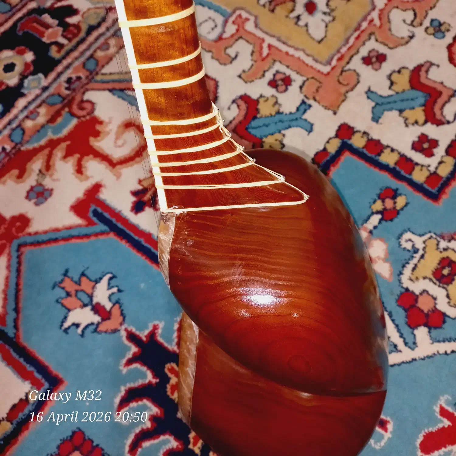 تار|سازهای سنتی|دوگنبدان, |دیوار