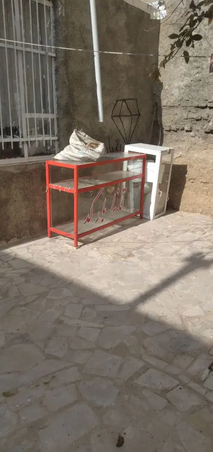 ویترین مغازه|فروشگاه و مغازه|نورآباد, |دیوار