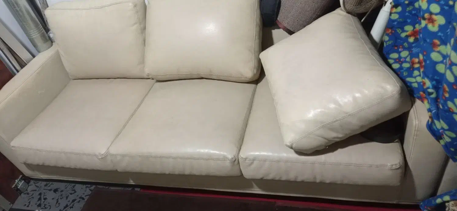 فروش فوری مبل راحتی5نفره|مبلمان خانگی و میز عسلی|بومهن, |دیوار