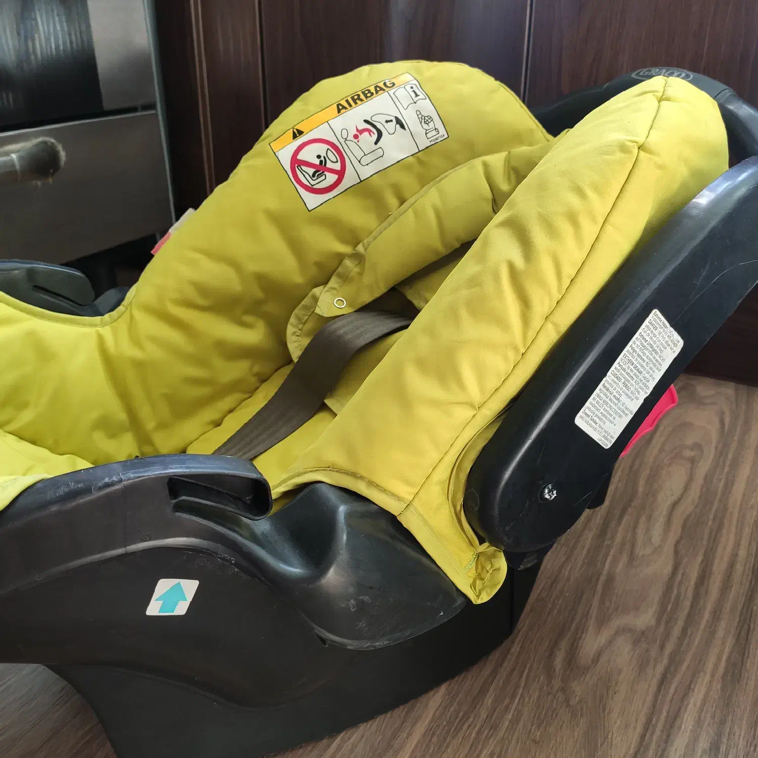 کریر گراکو اصل همراه با فیکساتور ماشین|تخت و صندلی بچه|کرج, اتحاد|دیوار