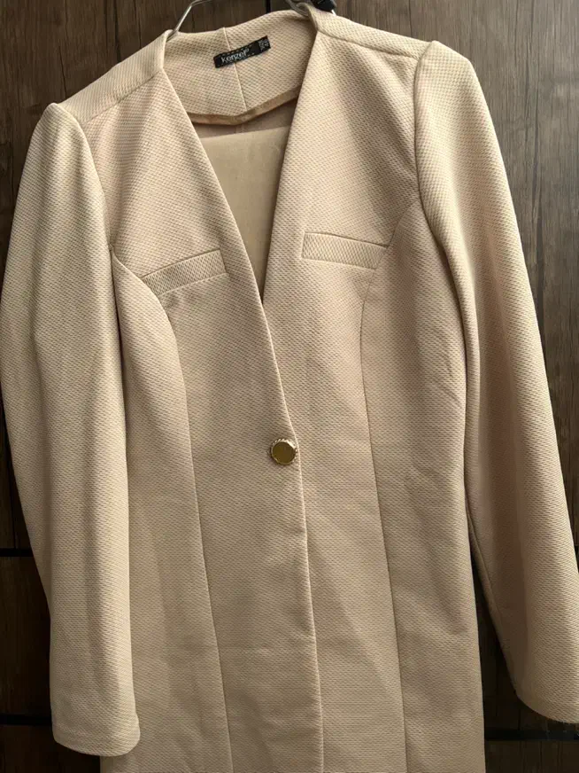 کت شلوار زنانه به همراه تاپ زیر کت|لباس|سمنان, |دیوار