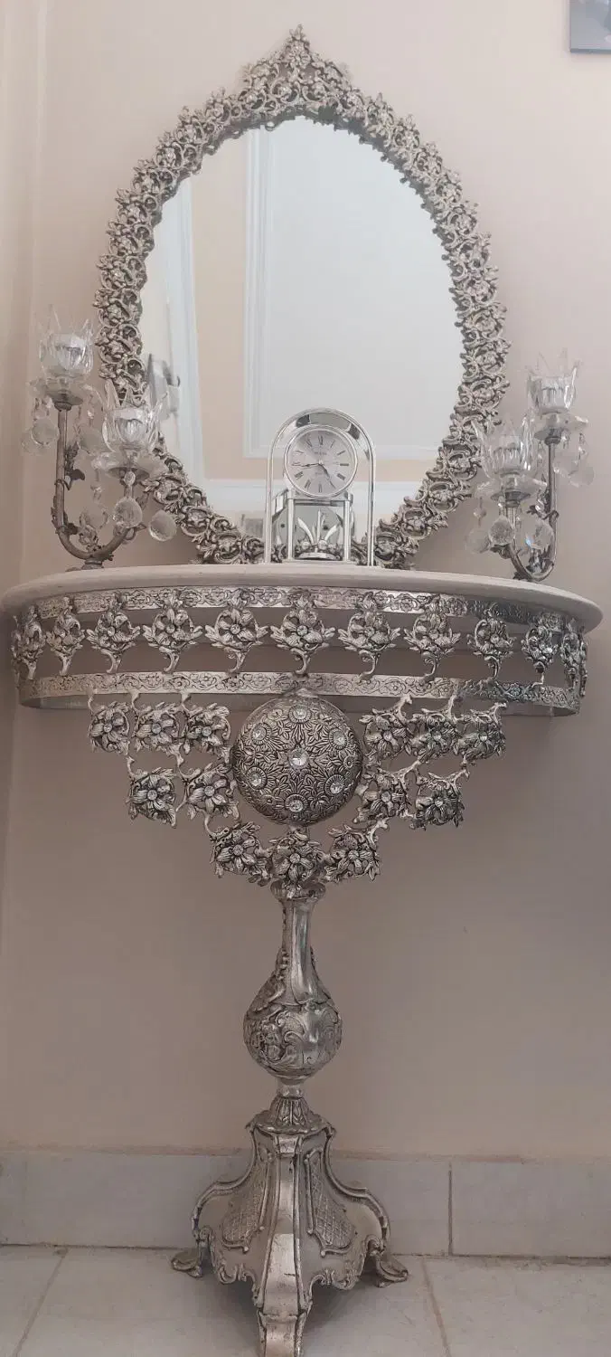 ایینه و شمعدان برنز مناسب جهیزیه|صنایع دستی و سایر لوازم تزئینی|ری, دولتآباد|دیوار