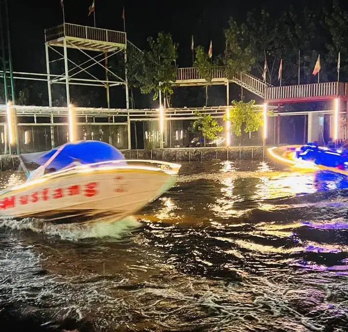 خاص ترین ویلا های چوبی شیشه ای|فروش خانه و ویلا|نیشابور, سرآب کوشک|دیوار