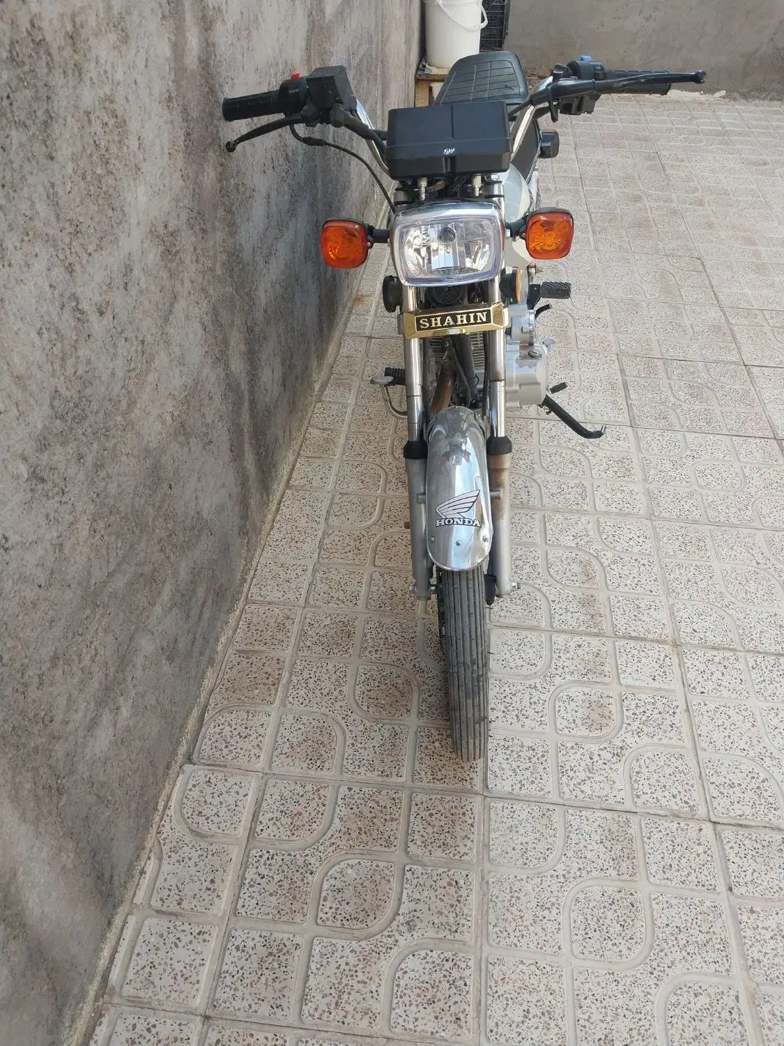 لیفان ۲۰۰ سال ساخت ۴۰۲|موتورسیکلت|بوئین زهرا, |دیوار