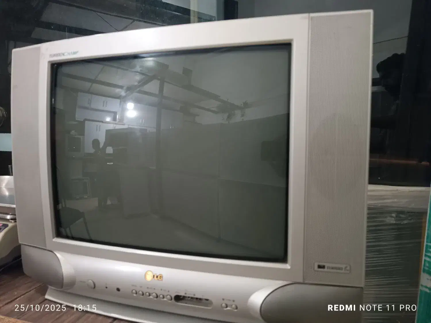 تلویزیون ال جی تمیز ۲۱اینچ|تلویزیون و پروژکتور|علیآباد کتول, |دیوار