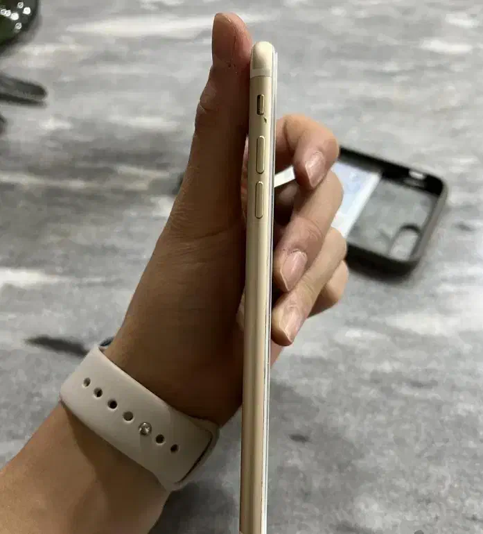 گوشی و ساعت با کلئ لوازم|موبایل|قم, نیروگاه|دیوار