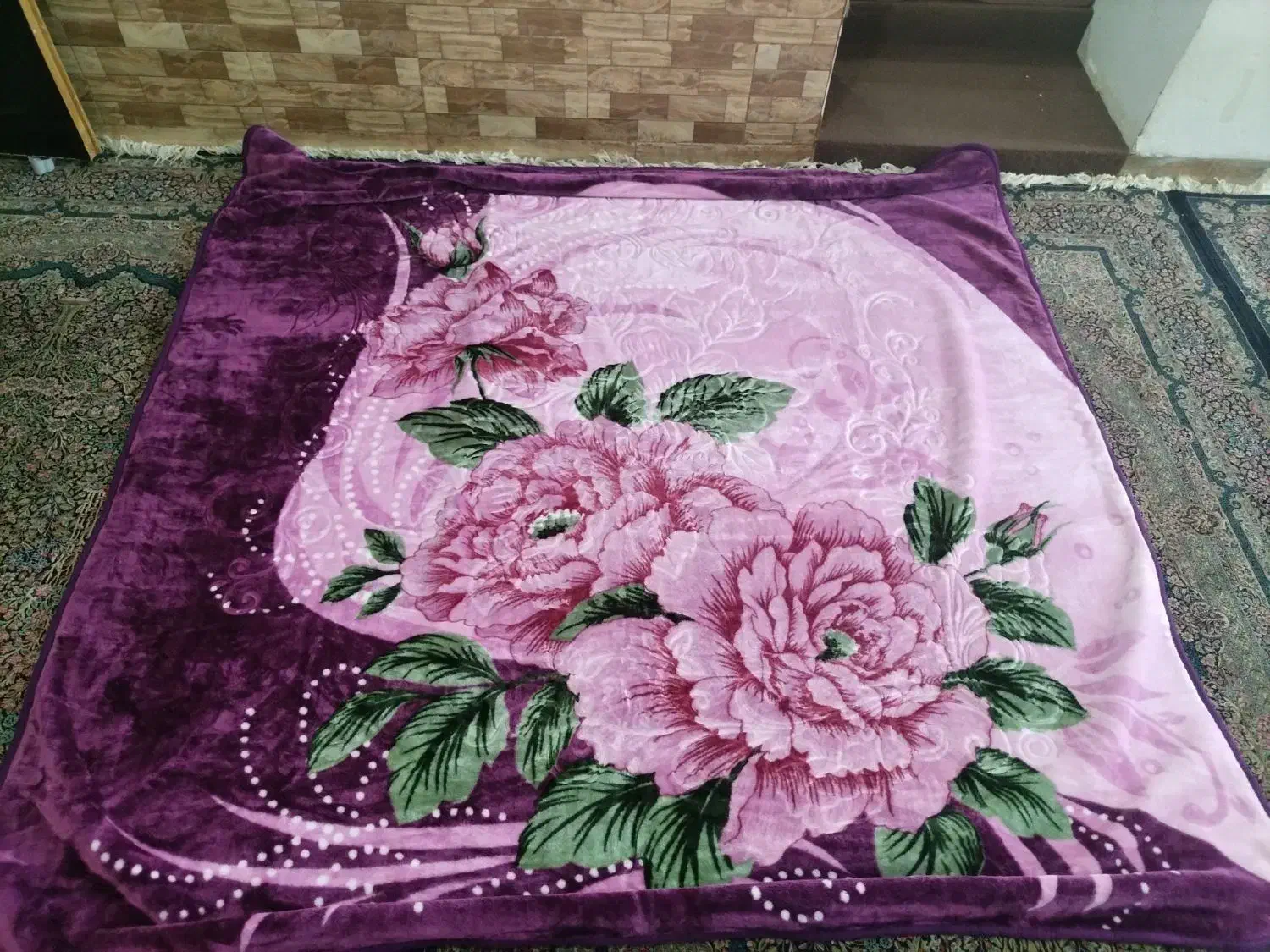 پتو دونفره گل برجسته|رختخواب، بالش، پتو|کرمان, |دیوار