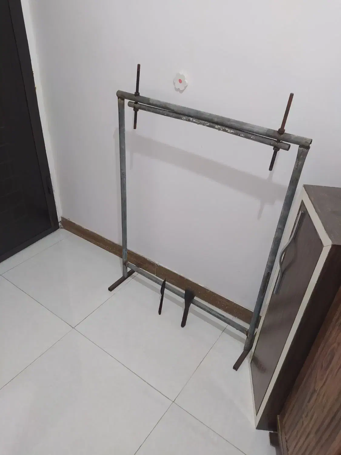 دار قالی دست بافت|لوازم خیاطی و بافتنی|ساری, |دیوار