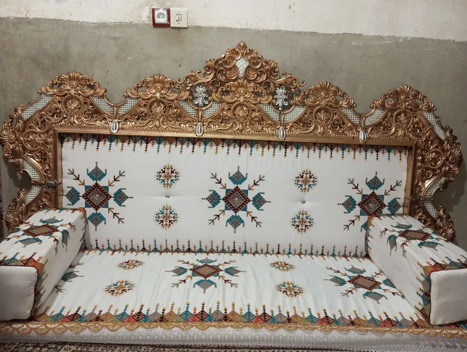 کتیبه دامادی|پشتی|خاش, |دیوار