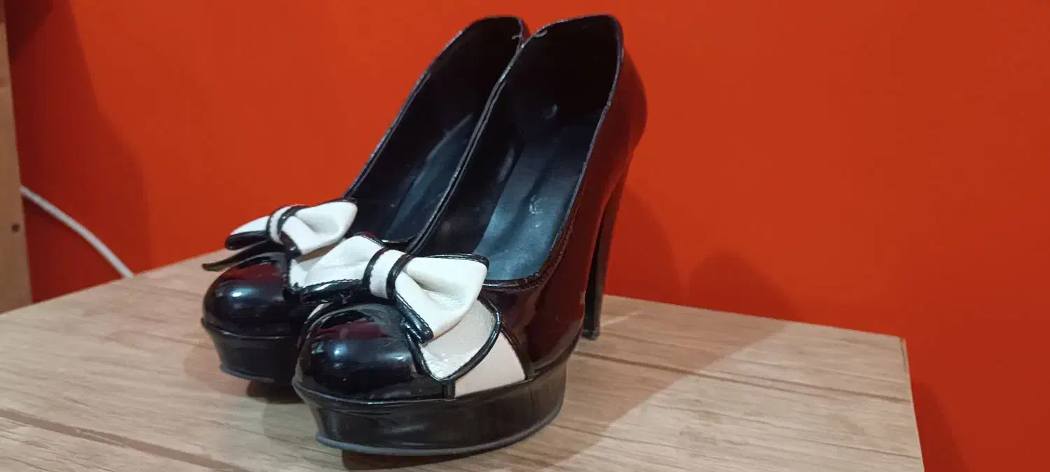 کفش مجلسی پاشنه دار|کیف، کفش، کمربند|ساوه, |دیوار