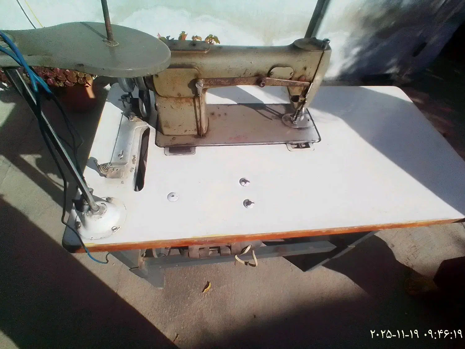 فروش چرخ خیاطی برادر|چرخ خیاطی و ریسندگی|صحنه, |دیوار