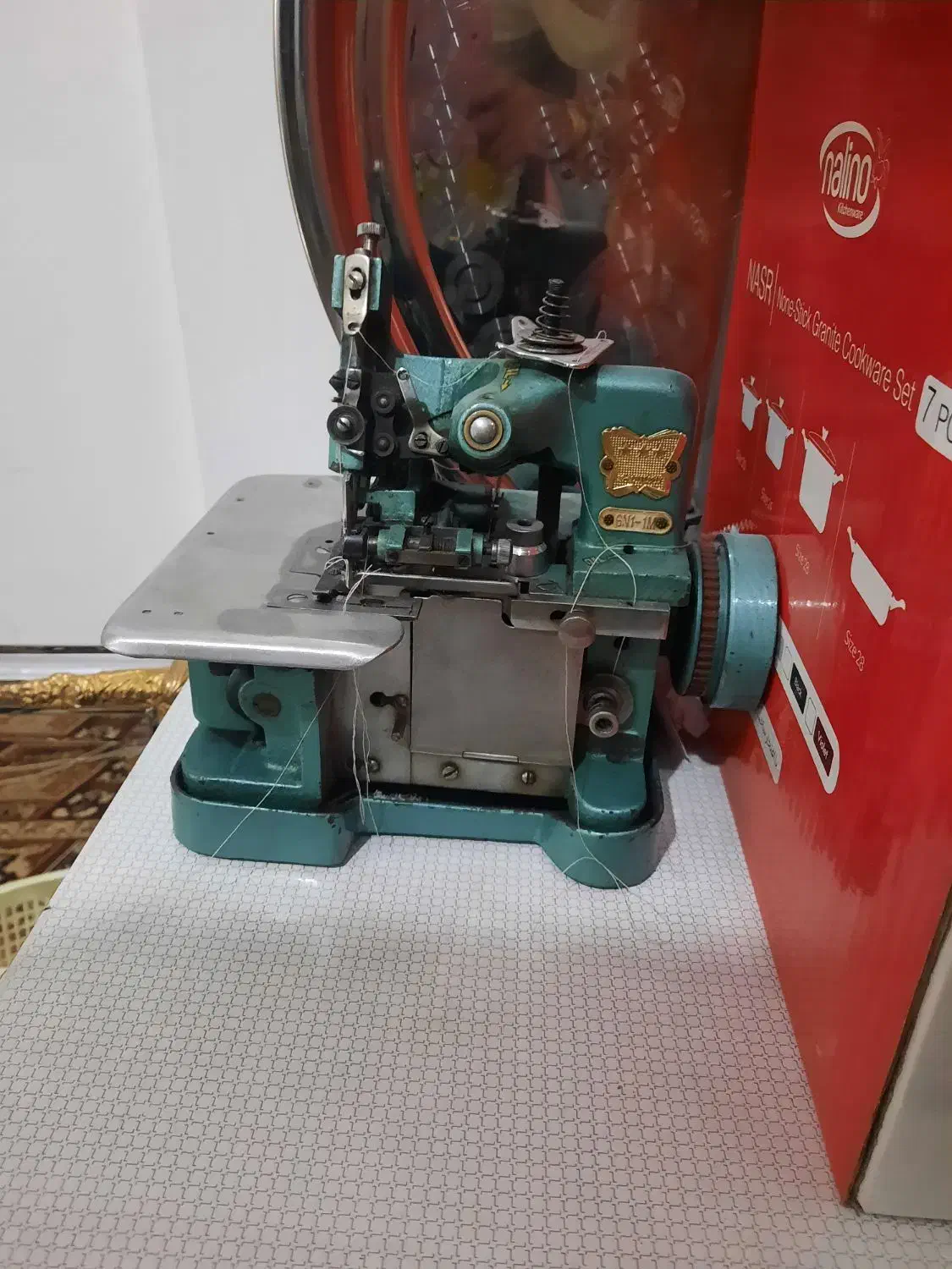 سردوز پروانه|چرخ خیاطی و ریسندگی|مشهد, کشف|دیوار