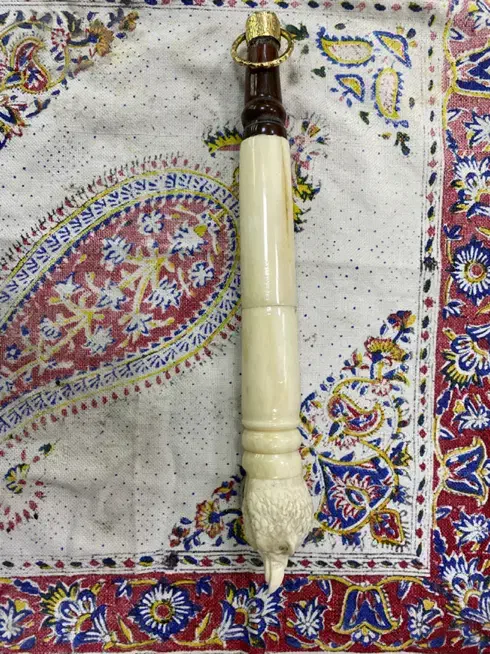 شلاق اسب آنتیک  کار دست کلکسیونی و بی نظیر|اسب و تجهیزات اسب‌سواری|اردبیل, |دیوار