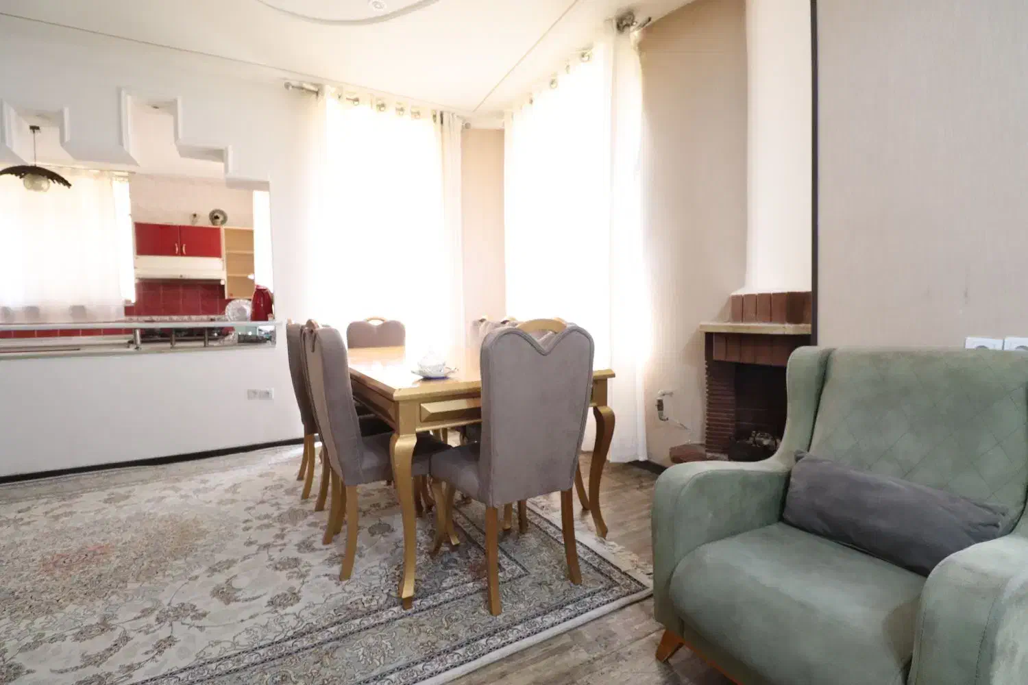 واحددوخوابه مبله با تمام امکانات|اجارهٔ کوتاهمدت آپارتمان و سوئیت|شیراز, باغ تخت|دیوار