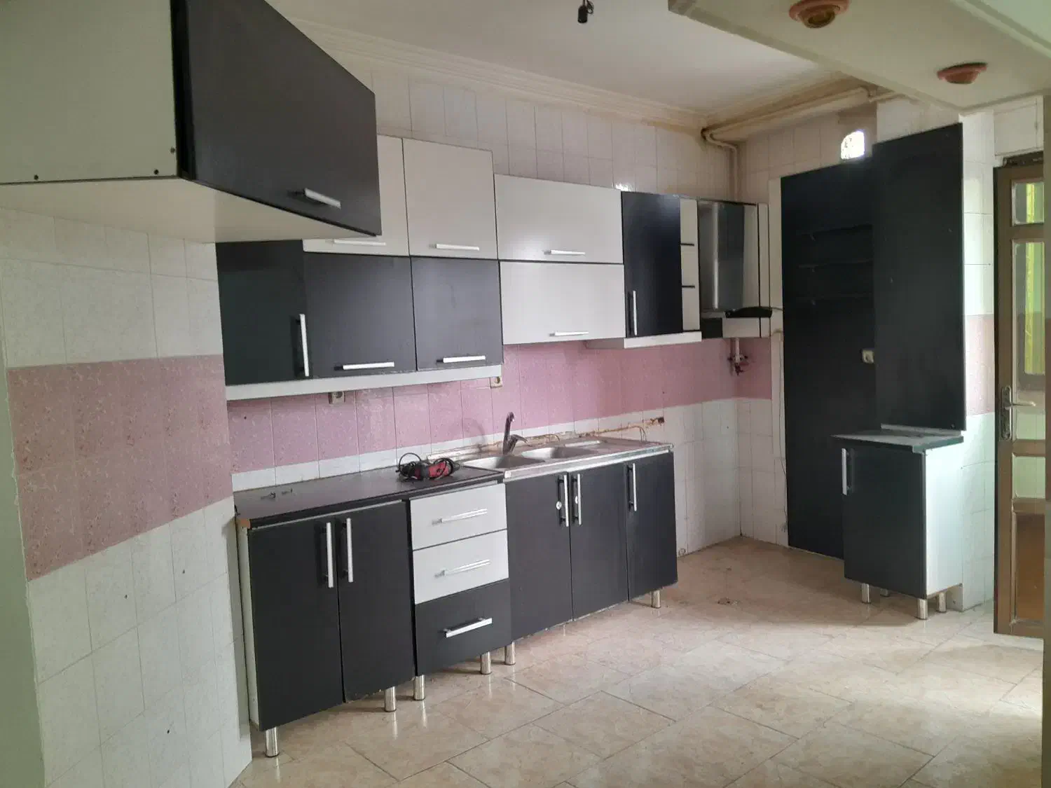 کابینت در حد نو|مصالح و تجهیزات ساختمان|قائمشهر, |دیوار