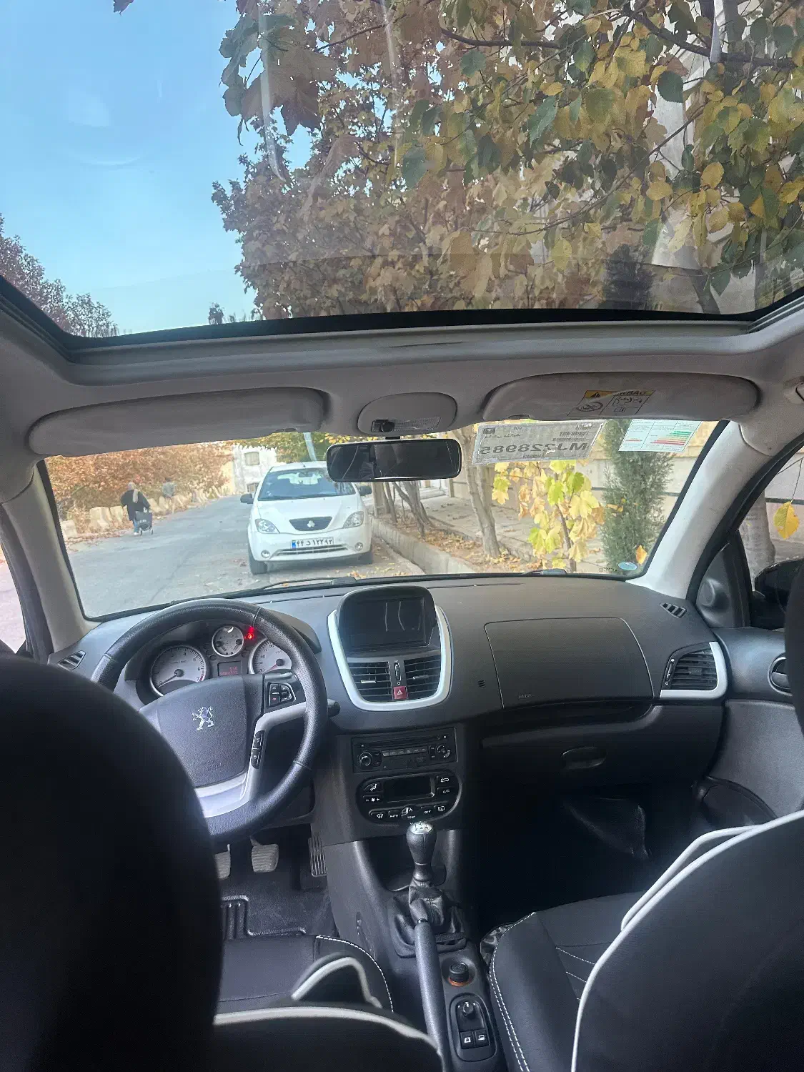 ۲۰۷ مشکی پانا|خودرو سواری و وانت|شیراز, گلدشت معالی‌آباد|دیوار