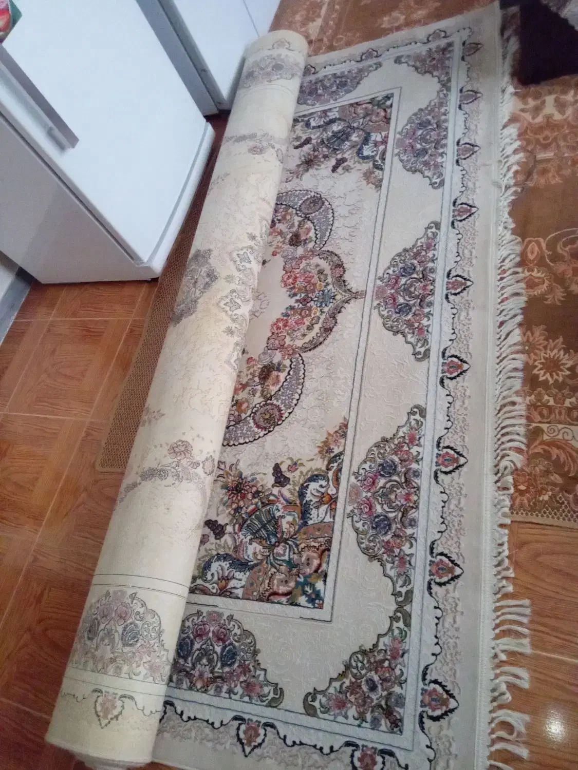 دوتا فرش ۶ متر و ۹ متر|فرش|رشت, دیانتی|دیوار