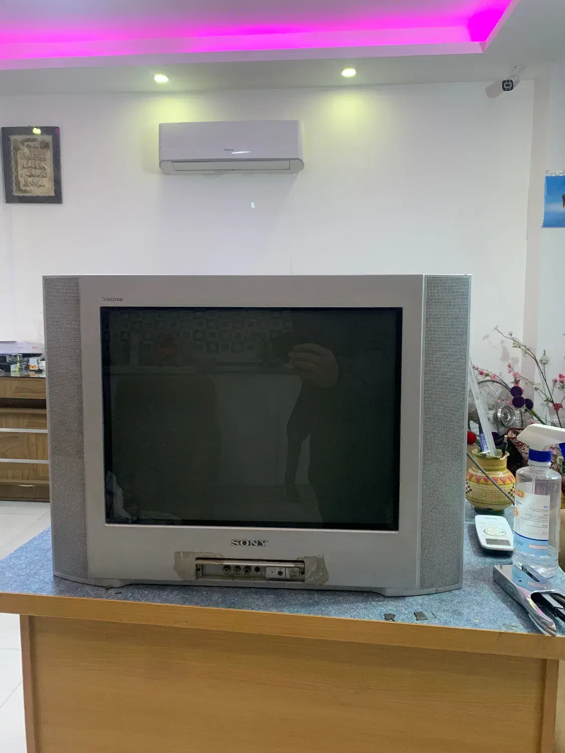 تلویزیون سونی ۲۲ اینچ|تلویزیون و پروژکتور|لاهیجان, یحی آباد|دیوار