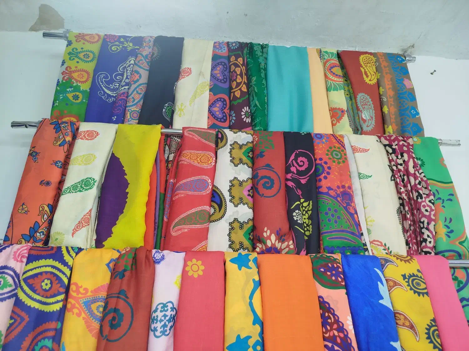 چارقد و دستمال محلی|لباس|یاسوج, |دیوار