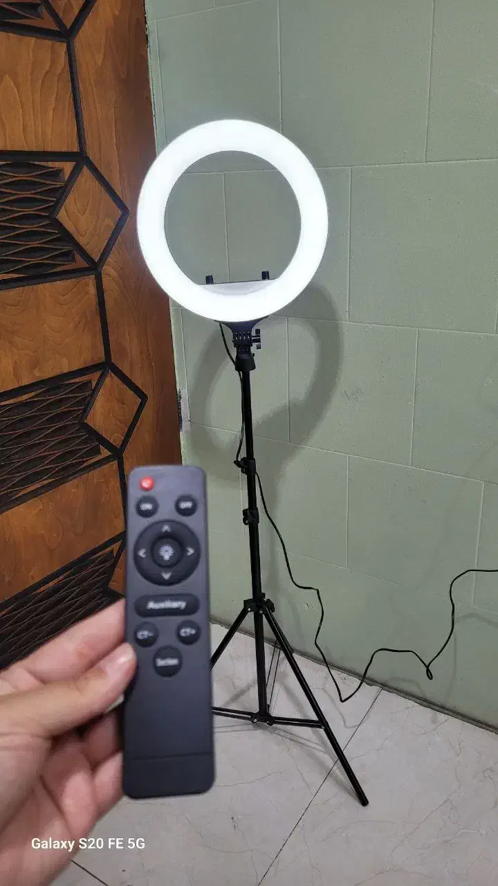 رینگ لایت|دوربین عکاسی و فیلمبرداری|ماهدشت, |دیوار