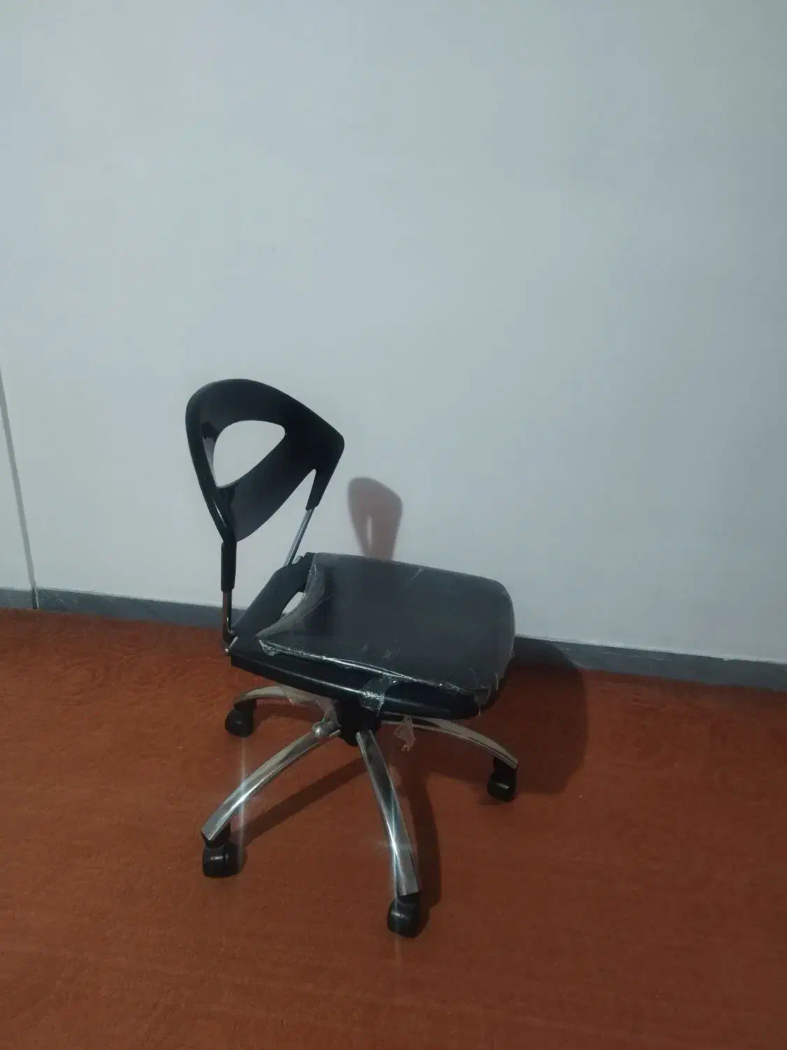 صندلی|صندلی و نیمکت|اردبیل, |دیوار