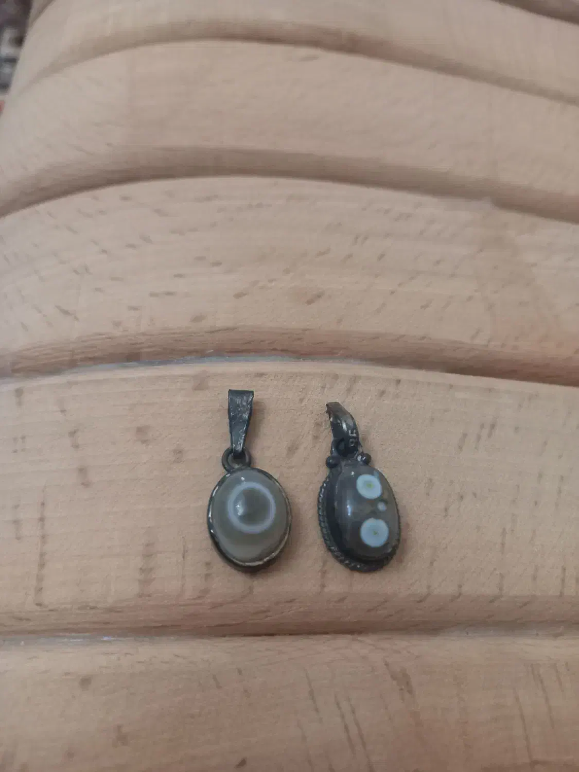 بابا قوری بکر|جواهرات|قزوین, |دیوار