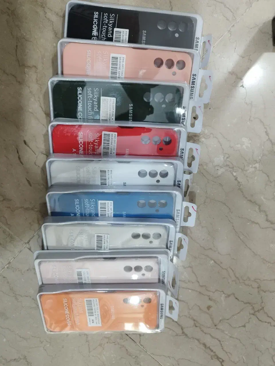 قاب مدل سیلیکونی|لوازم جانبی موبایل و تبلت|اسلام‌شهر, باغ فیض|دیوار