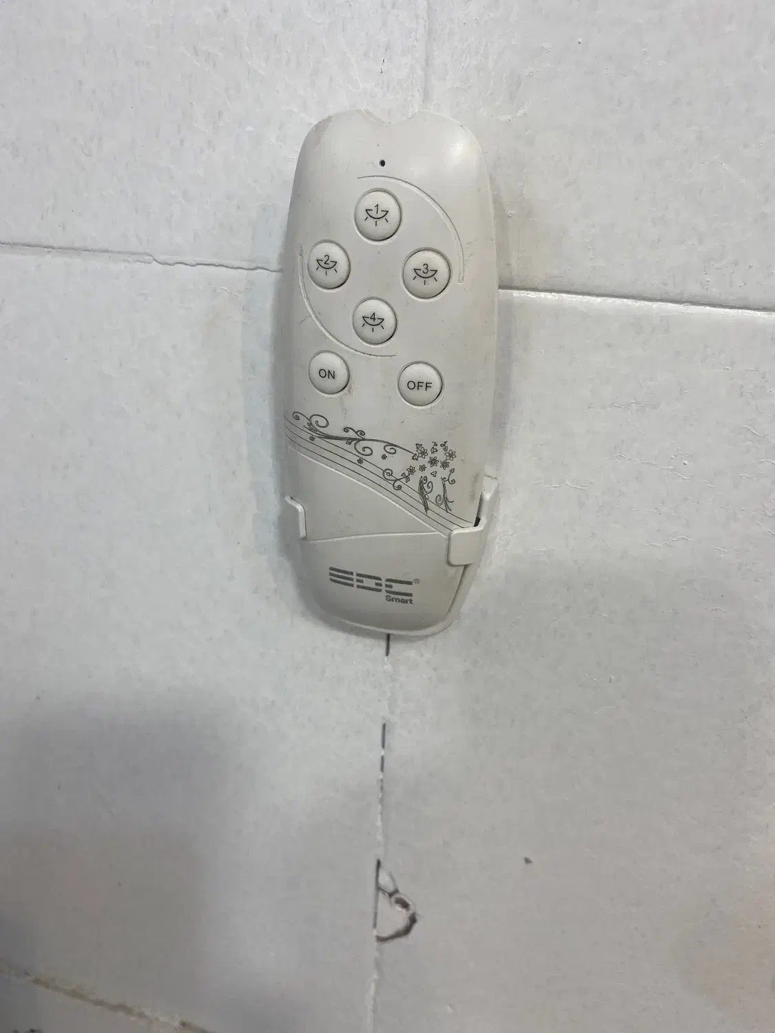 لامپ ریلی همراه ریموت کنترل|لامپ و چراغ|زنجان, |دیوار