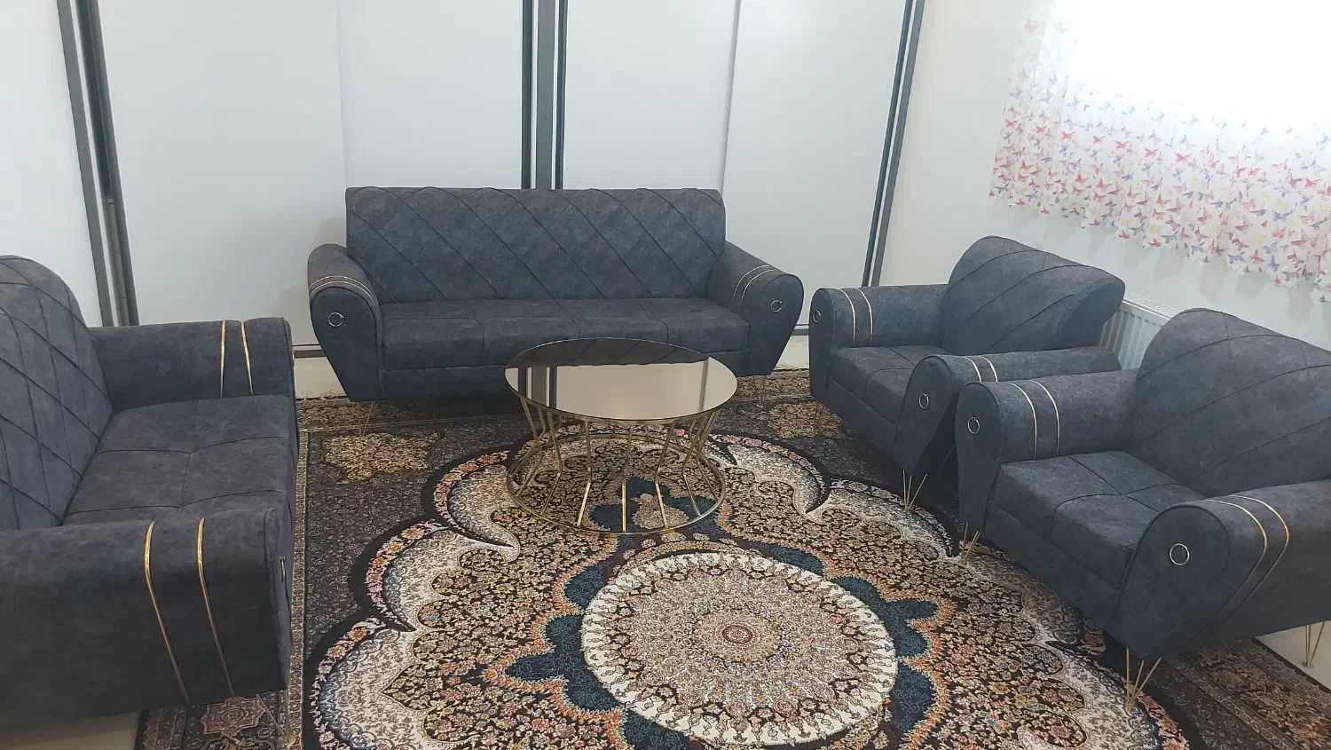 مبل ۷نفره|مبلمان خانگی و میز عسلی|فرخ‌شهر, |دیوار
