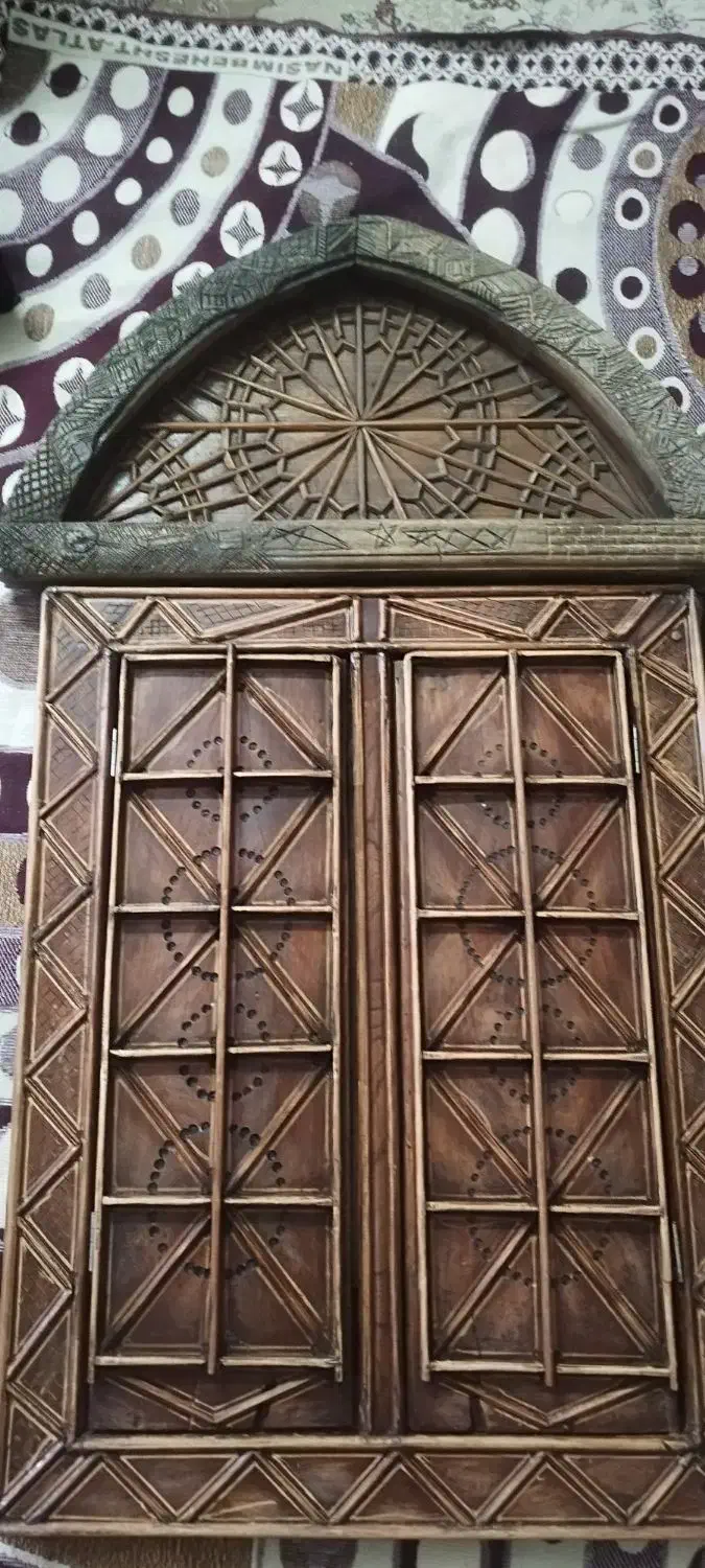 پنجره آنتیک|کلکسیون اشیاء عتیقه|بابل, |دیوار