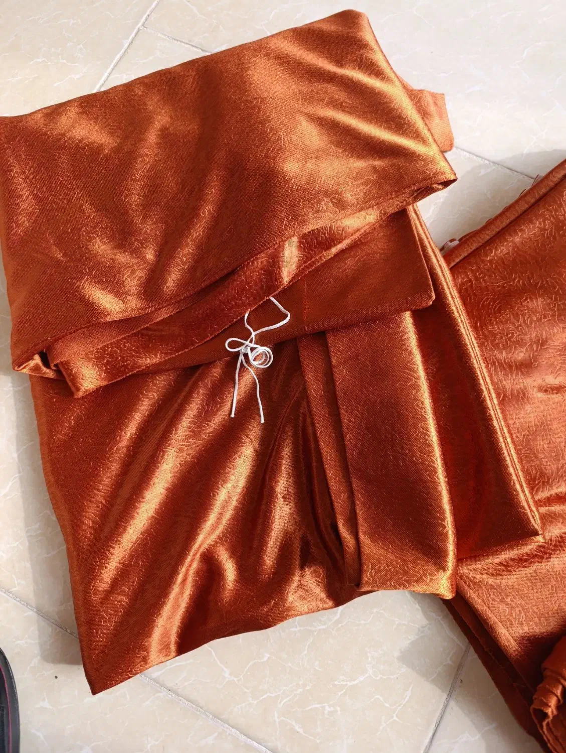 فروش پرده|پرده، رانر، رومیزی|ابریشم, |دیوار