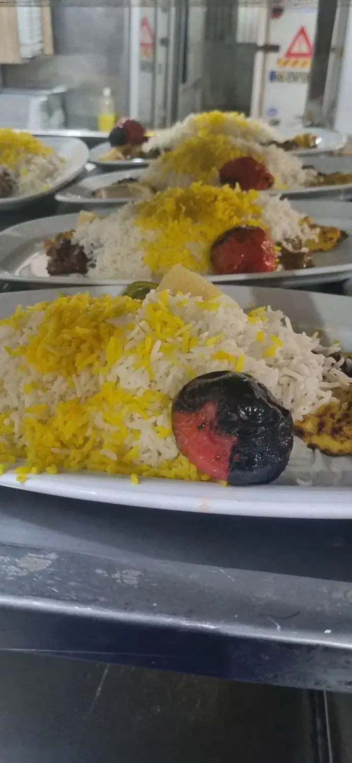 اجراصفرتاصدمراسم شمادر تالار عمارت|خدمات پذیرایی، مراسم|کرج, انبار مپنا|دیوار