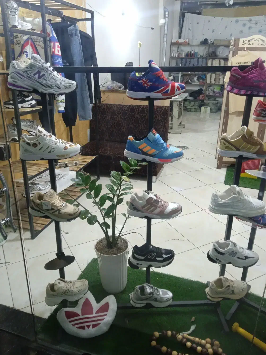 نیازمندسرمایهدرگردش|استخدام مالی، حسابداری، حقوقی|سهند, |دیوار