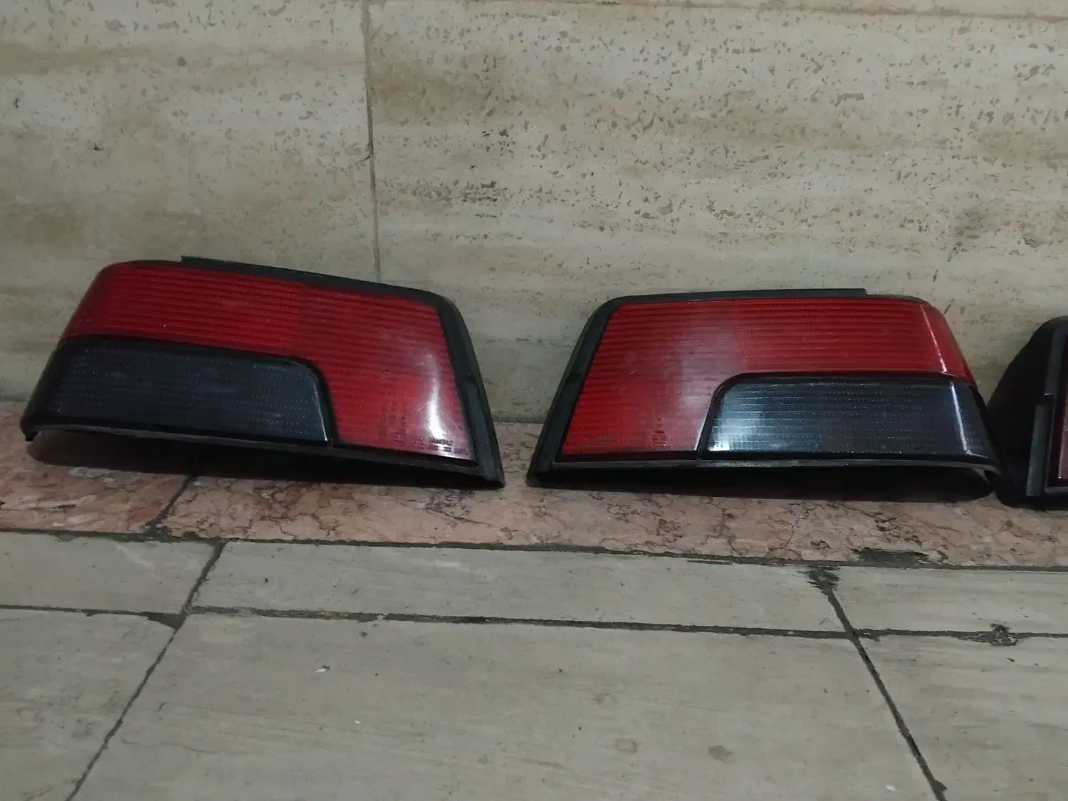 چراغ عقب پژو/موتورفن پراید/لاستیک با رینگ/زنجیرچرخ|قطعات یدکی و لوازم جانبی|تهران, بریانک|دیوار