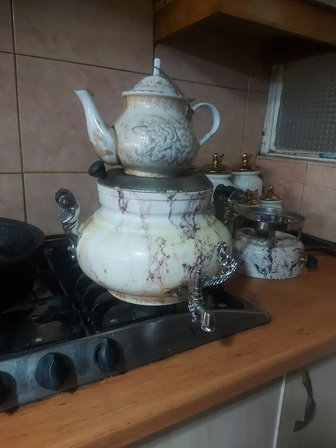 سماور گازی طرح ماربل وکتری سوت دار با قوری|سماور، چایساز، قهوهساز|تهران, تهرانویلا|دیوار