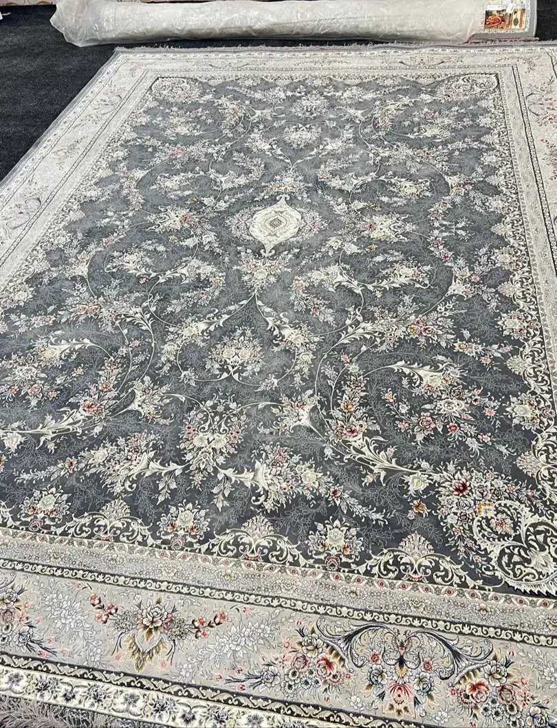 ۲عدد فرش ۱۲متری مناسب جهیزیه|فرش|آزادشهر, |دیوار