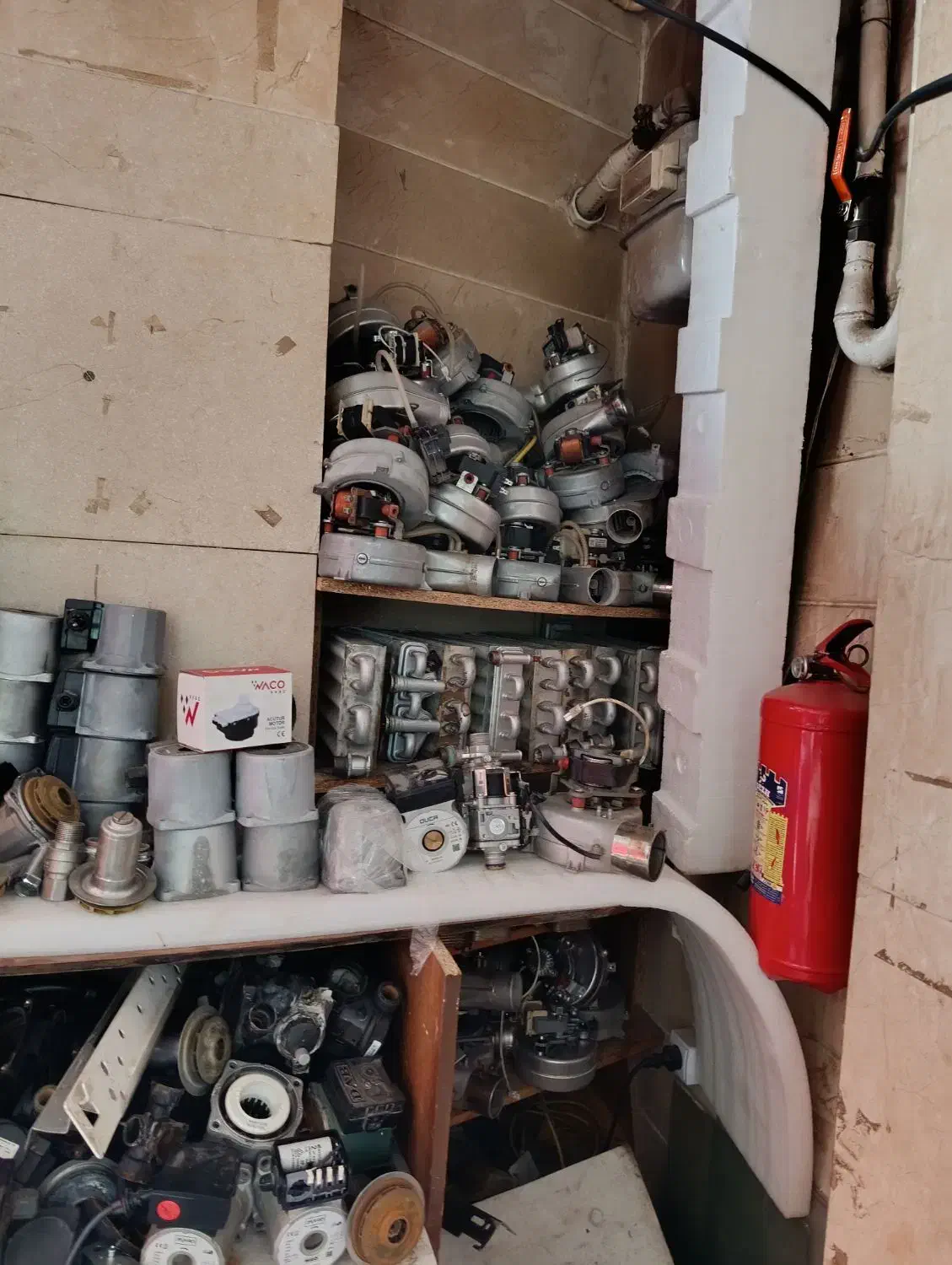 قطعات انواع پکیج مبدل پمپ برد هوزینگ شیرگاز و...|آبگرمکن، پکیج، شوفاژ|کرج, مطهری|دیوار